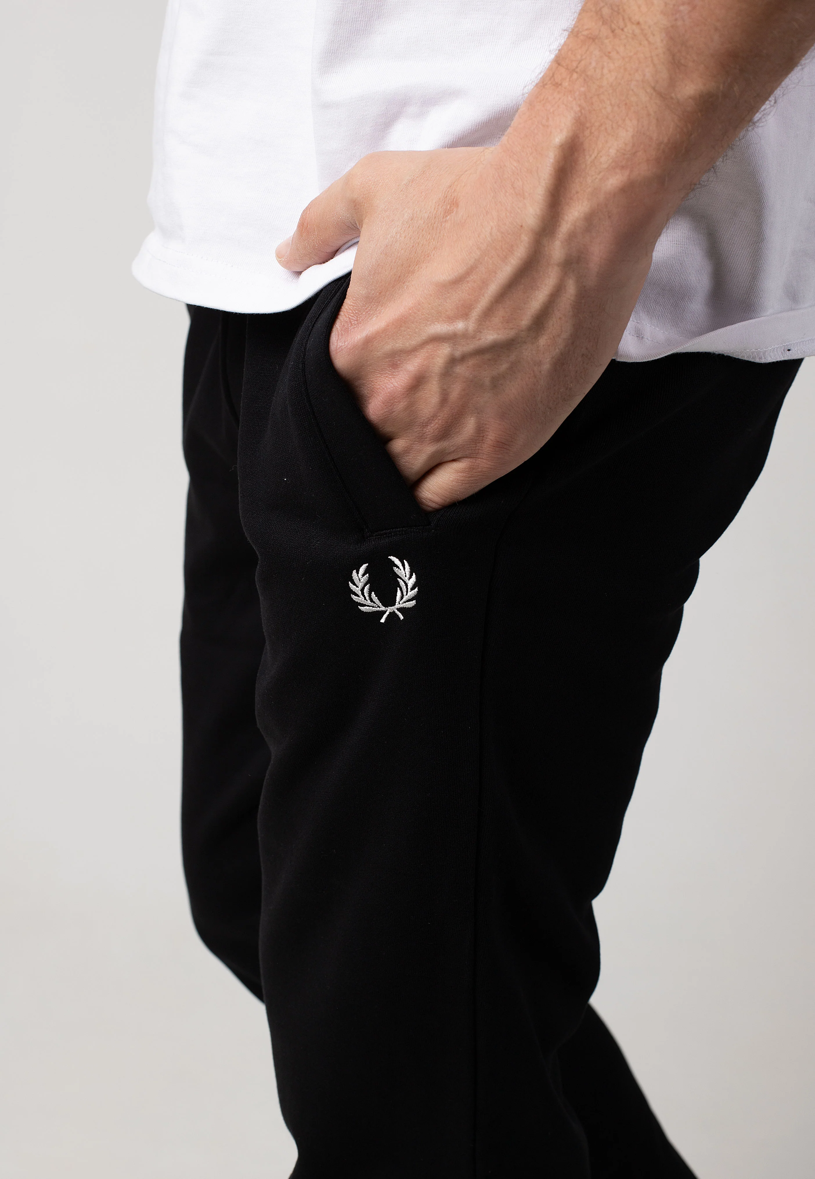 Fred Perry - Loopback Black - Sweat Pants - Image 4