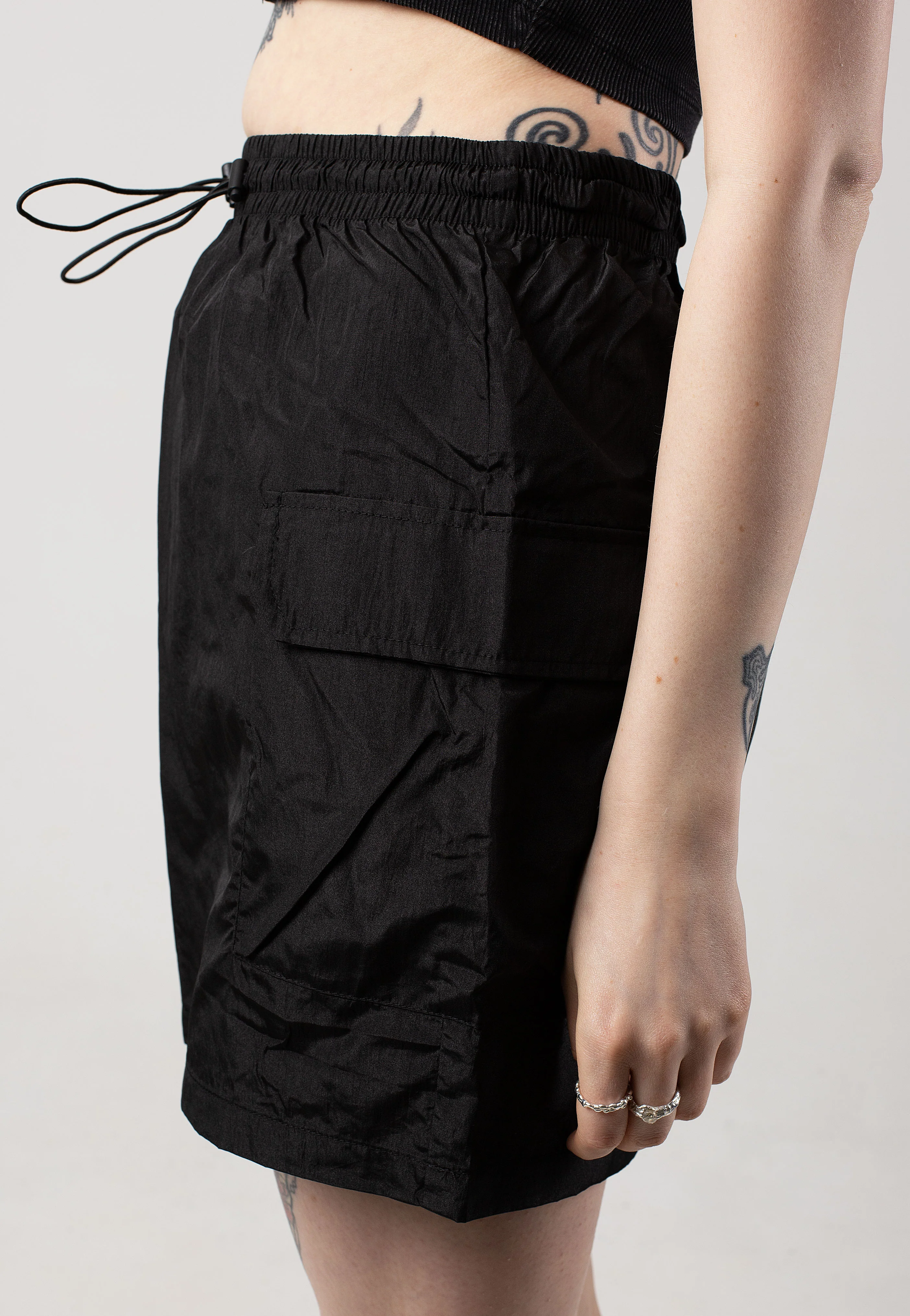 Noisy May - Molly Cargo String Black - Skirt - Image 4